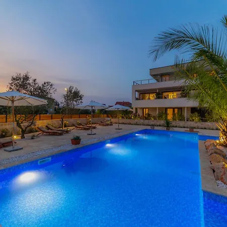 Luxurious Penthouse With A Swimming Pool Near Slanica Id 114 Apartment *