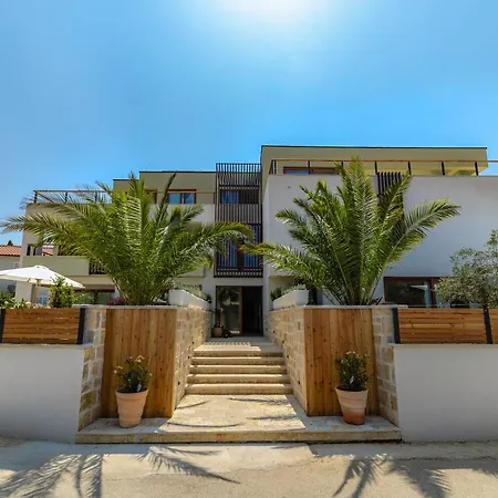 Apartment Luxurious Penthouse With A Swimming Pool Near Slanica Id 114 Murter