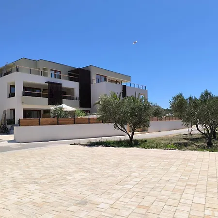 Apartment Luxurious Penthouse With A Swimming Pool Near Slanica Id 114 *