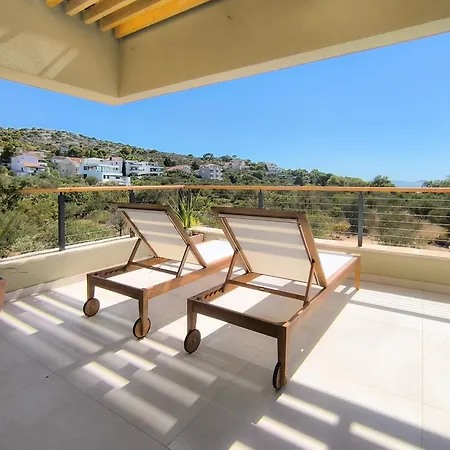 公寓 Exceptional Penthouse With Swimming Pool- Location 穆泰尔岛
