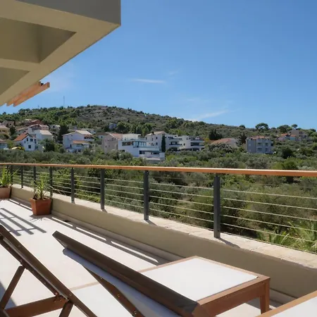 Luxurious Penthouse With A Swimming Pool Near Slanica Id 114 * Murter