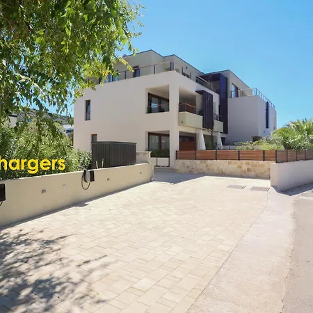 Appartement Exceptional Penthouse With Magic Seaview - Location *