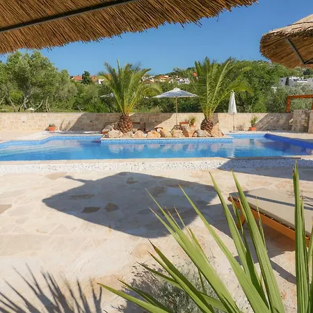Apartment Exceptional Penthouse With Swimming Pool- Location Murter