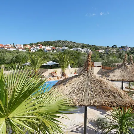 Exceptional Penthouse With Magic Seaview - Location *