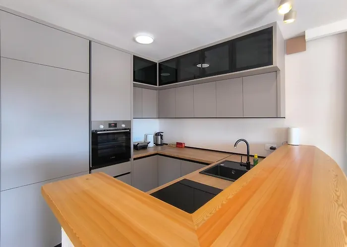 Exceptional Penthouse With Magic Seaview - Location דירה