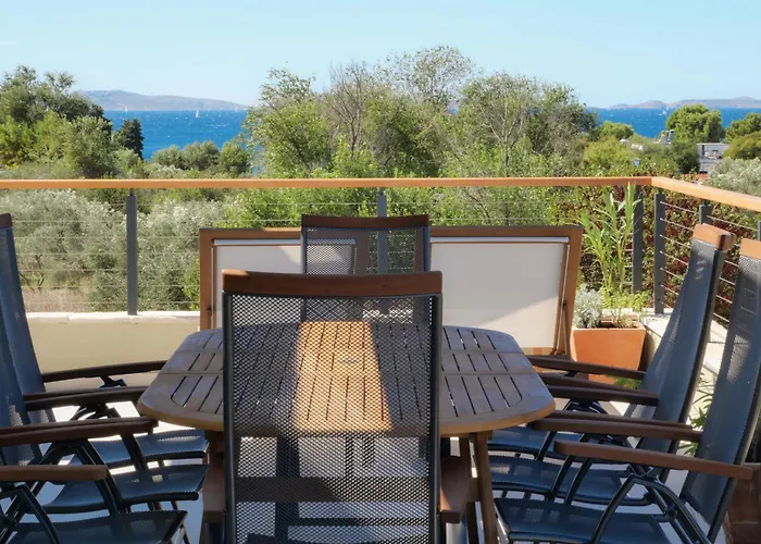 Exceptional Penthouse With Magic Seaview - Location