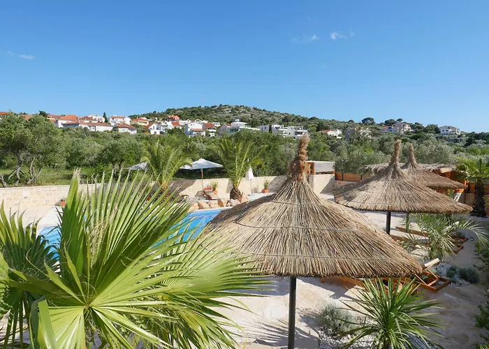 Exceptional Penthouse With Magic Seaview - Location *