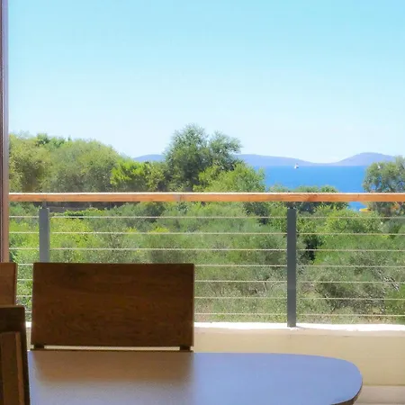 Exceptional Penthouse With Magic Seaview - Location Appartement *