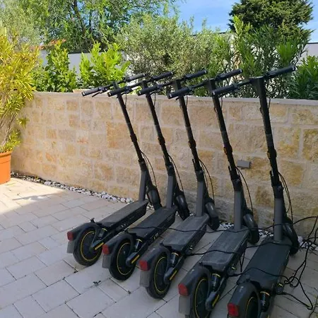 Exceptional Penthouse With Magic Seaview - Location *