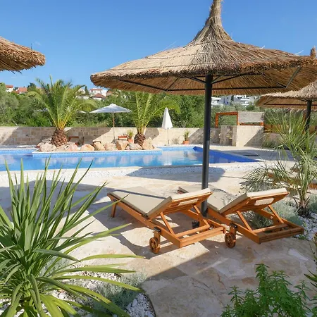 Exceptional Penthouse With Swimming Pool- Top Location *